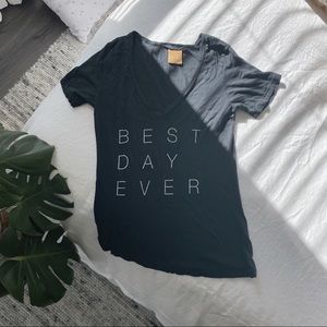 Good hYOUman Graphic V-neck T-shirt